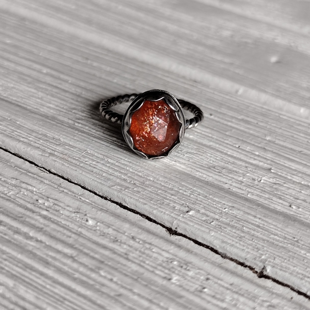 Sunstone Ring - Picture 9 of 16